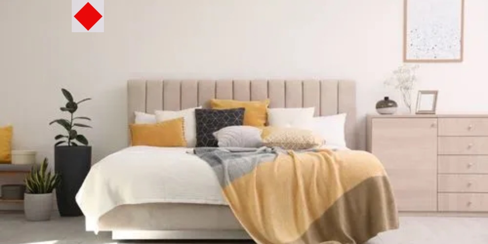 আলো আর আরামের ছোঁয়া— নবদম্পতির শোবার ঘর যেমন হওয়া উচিত