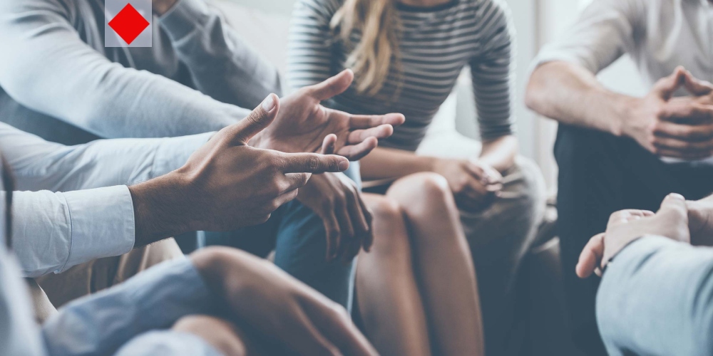 অফিসে বিতর্ক নয়, দূরে থাকুন এই রাশির জাতকদের সঙ্গে তর্কে